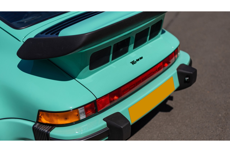 Porsche-911-TAG-Turbo-by-Lanzante-8.jpeg