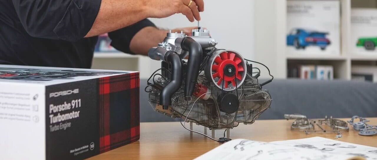 Porsche-911-Turbo-motor-kit-5.jpeg