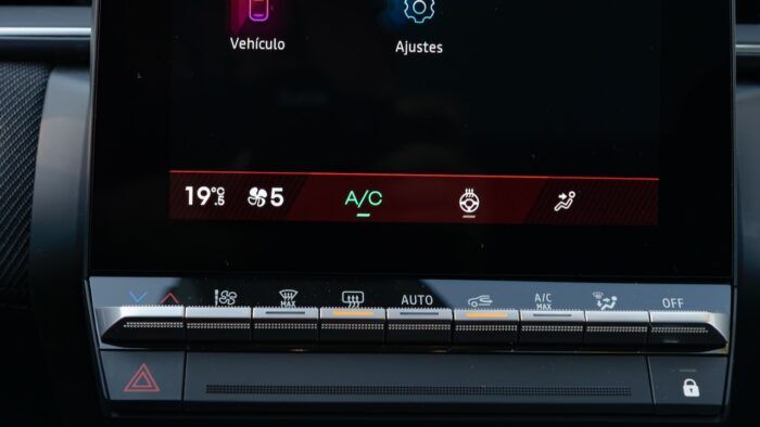 Renault Symbioz HEV 160 51 700x394