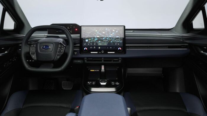 Subaru Solterra 2026 Interior 5 700x394