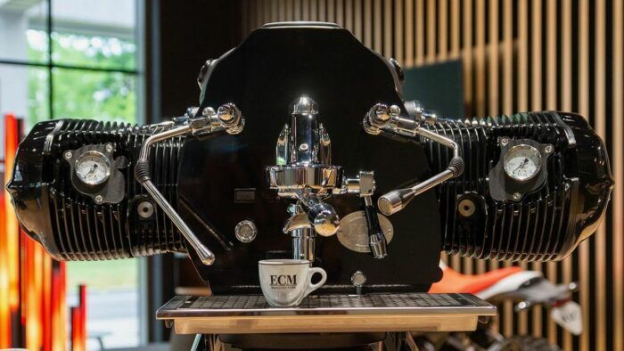 BMW Big Coffee Boxer 1 700x394