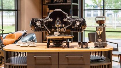 BMW Big Coffee Boxer: La máquina de café inspirada en el motor de una moto R18