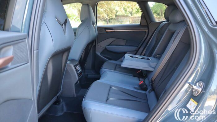 Cupra Terramar 15 ETSI Prueba Interior 23 700x393