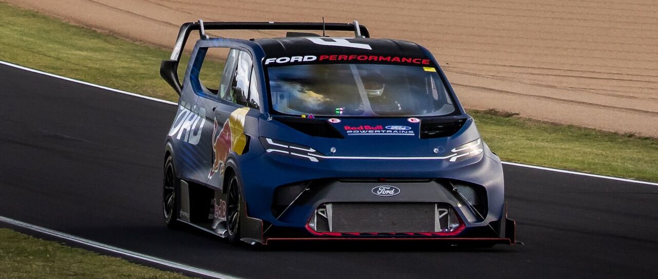 Todas las noticias de coches en un solo portal: Pruebas, fotos, vídeos, informes...