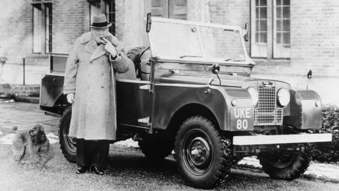 Land Rover Defender V8 Churchill Edition 4 700x394