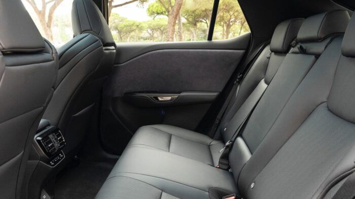 Lexus RZ 550e F Sport Interior 12 700x394