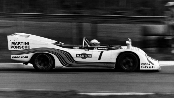 Martini Racing 7 700x394 Martini Racing 7 700x394