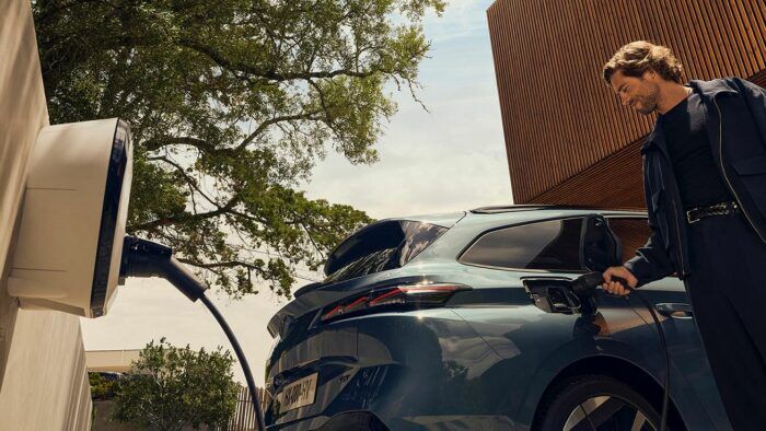 Peugeot E 308 SW 2026 Detalle 3 700x394