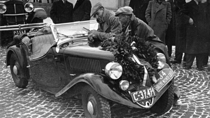 Skoda Rapid Circulo Polar Artico 1936 6 700x394