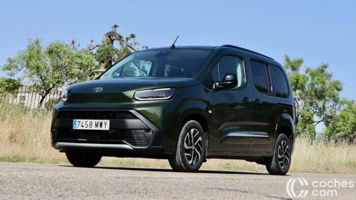 Toyota ProAce City Verso 2025 Prueba 9 700x393