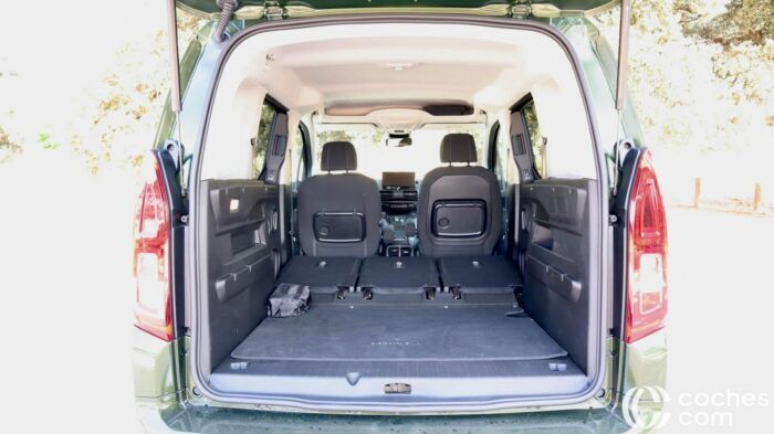 Toyota ProAce City Verso 2025 Prueba Maletero 7 700x393