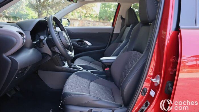 Toyota Yaris Cross 2025 Prueba Interior 13 700x393