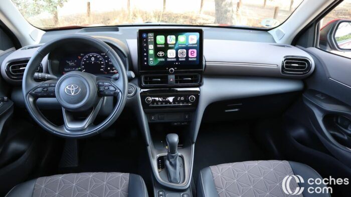 Toyota Yaris Cross 2025 Prueba Interior 18 700x393