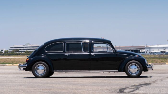 Volkswagen Beetle Limusina 4 700x394