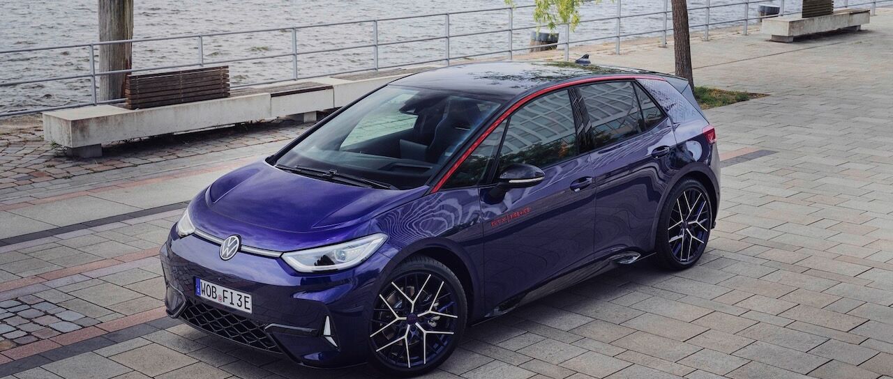 Todas las noticias de coches en un solo portal: Pruebas, fotos, vídeos, informes...