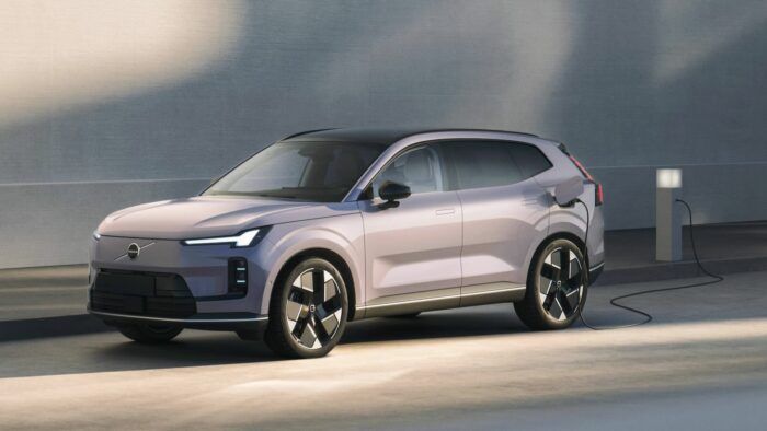 Volvo XC70 2026 18 700x394