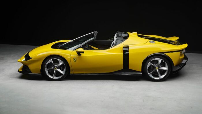 Ferrari 849 Testarossa Spider 2026 14 700x394