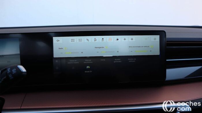 KGM Torres EVX Prueba Interior 6 700x393