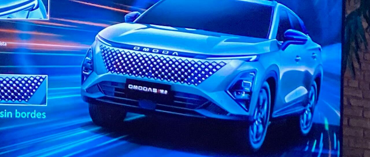 Todas las noticias de coches en un solo portal: Pruebas, fotos, vídeos, informes...