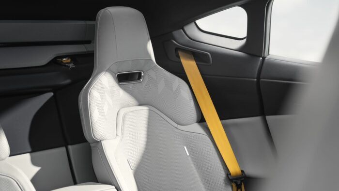 Polestar 4 2026 Interipr 1 700x394