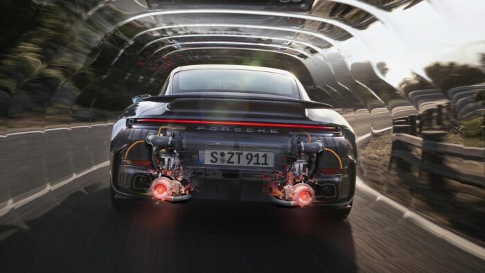 Porsche 911 Turbo S 2025 2 700x394