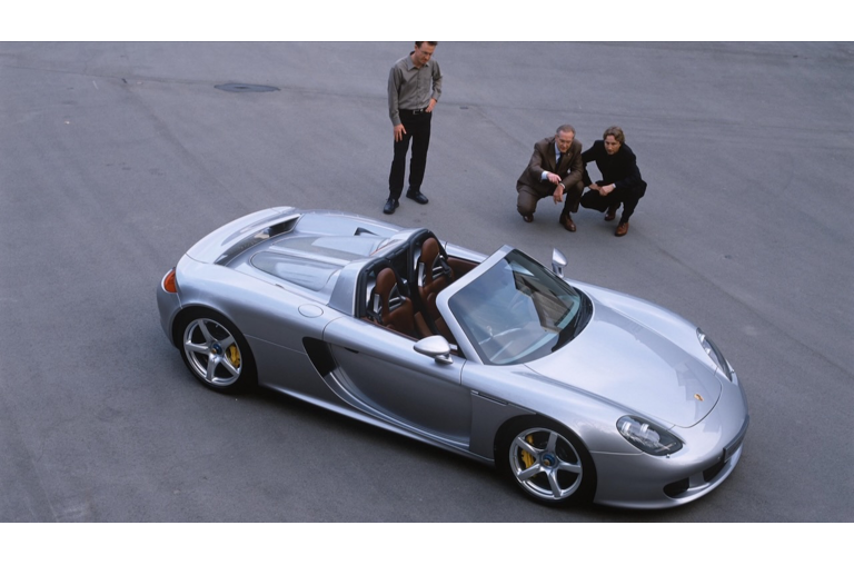 Porsche-Carrera-GT-21.jpeg