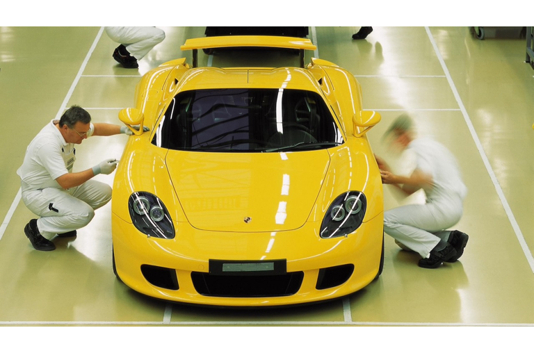 Porsche-Carrera-GT-29.jpeg