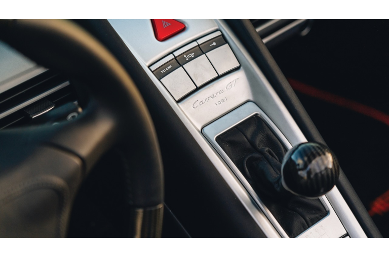 Porsche-Carrera-GT-40.jpeg