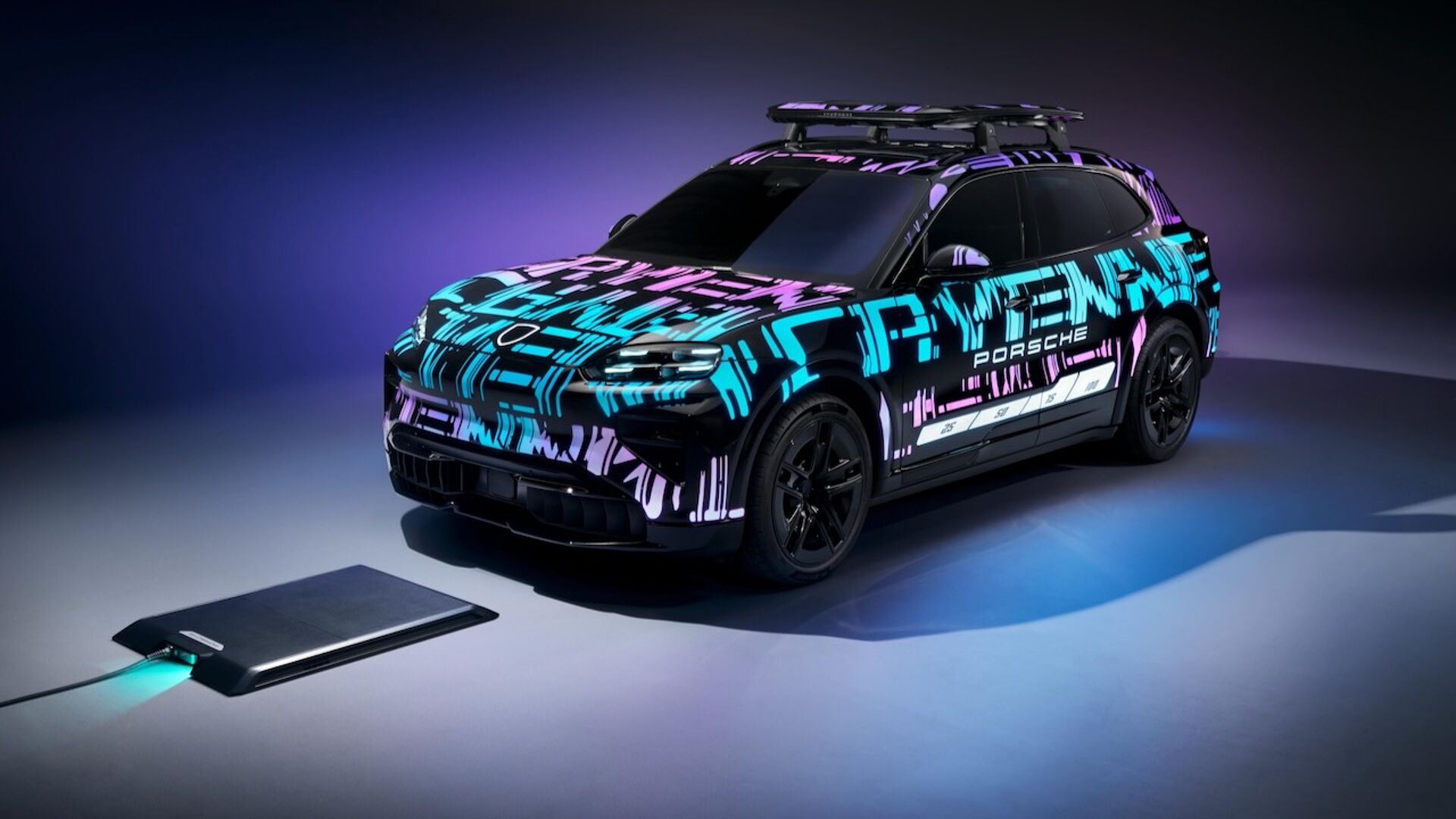 carga inalambrica Porsche Cayenne Electric &#8211; 1