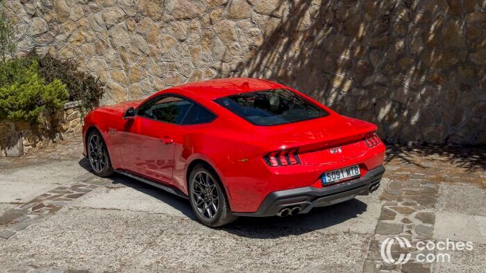 Ford Mustang 2025 Prueba 23 700x394