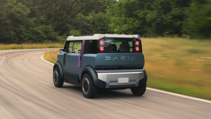 Dacia-Hipster-Concept-46-700x394.jpeg