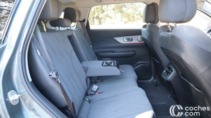 Ebro S800 PHEV Prueba Interior 26 700x393