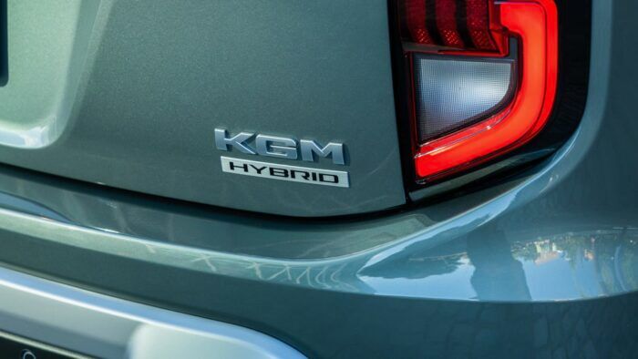 KGM Torres HEV 2025 Detalle 1 700x394