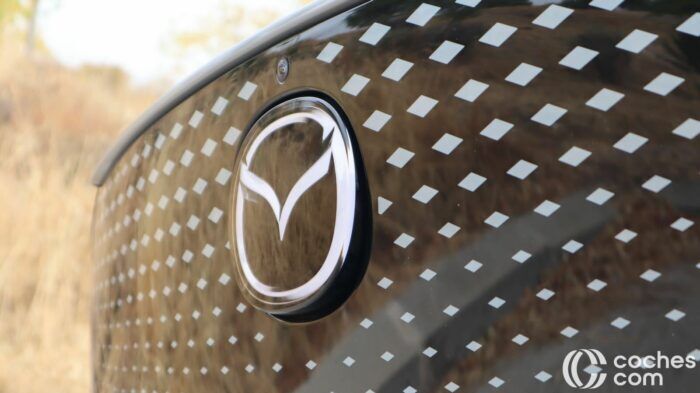 Mazda 6e Long Range Prueba Detalle 2 700x393