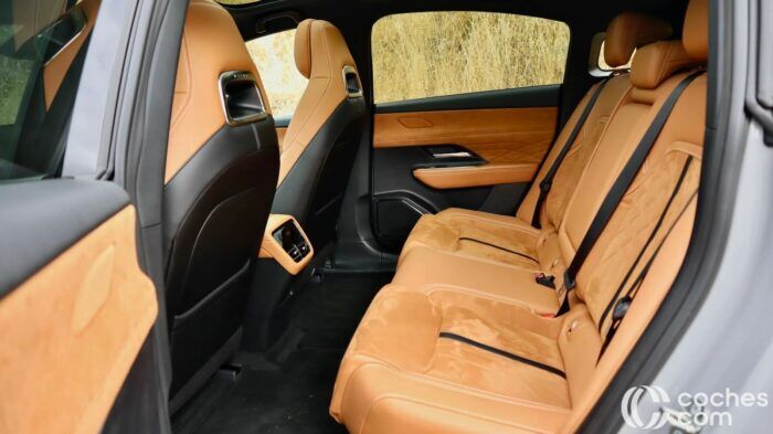 Mazda 6e Long Range Prueba Interior 24 700x393