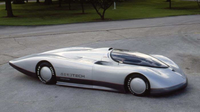 Oldsmobile Aerotech 6 700x394