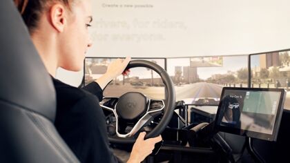 ¿Tiene la conducción remota hueco en el panorama actual? Parece un videojuego, pero ya se aplica