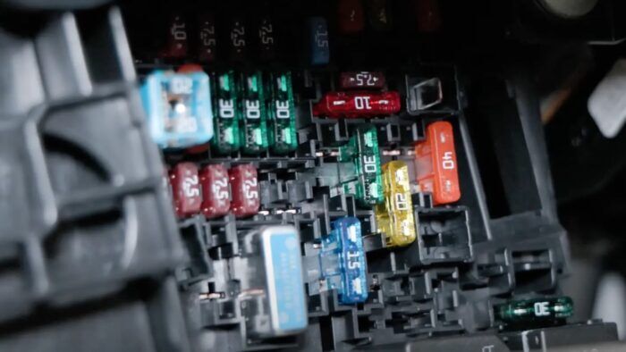 Fusible Coche 2 700x394