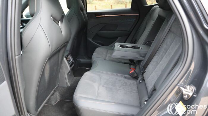 Cupra Terramar EHybrid Prueba Interior 19 700x393