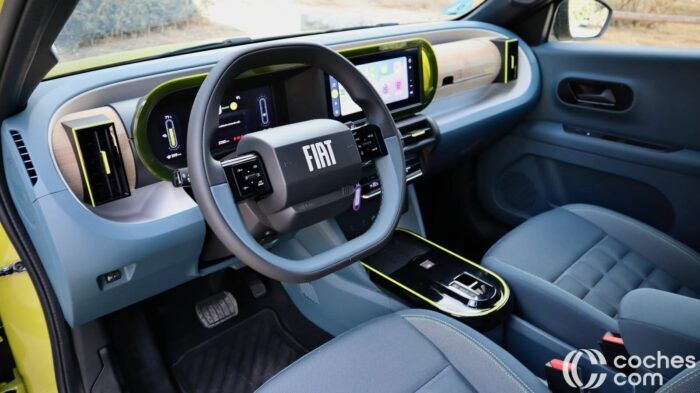 Fiat Grande Panda EV Prueba Interior 18 700x393