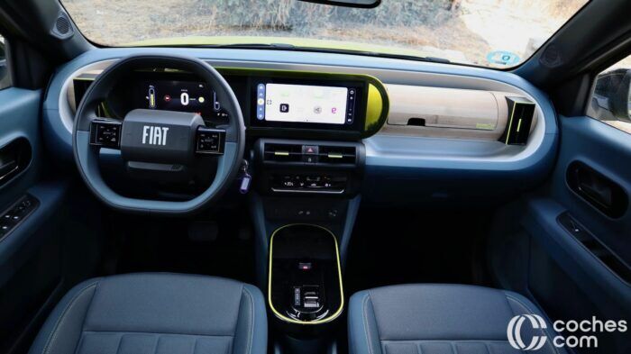 Fiat Grande Panda EV Prueba Interior 19 700x393