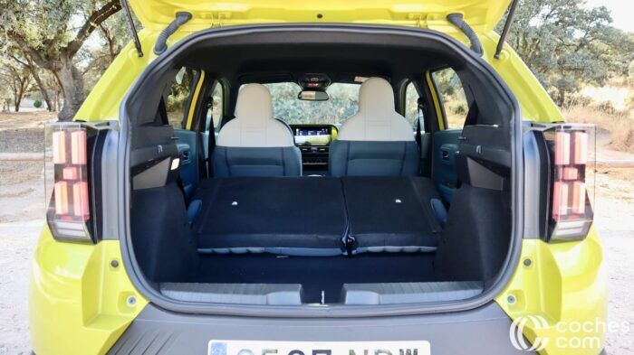 Fiat Grande Panda EV Prueba Maletero 5 700x393