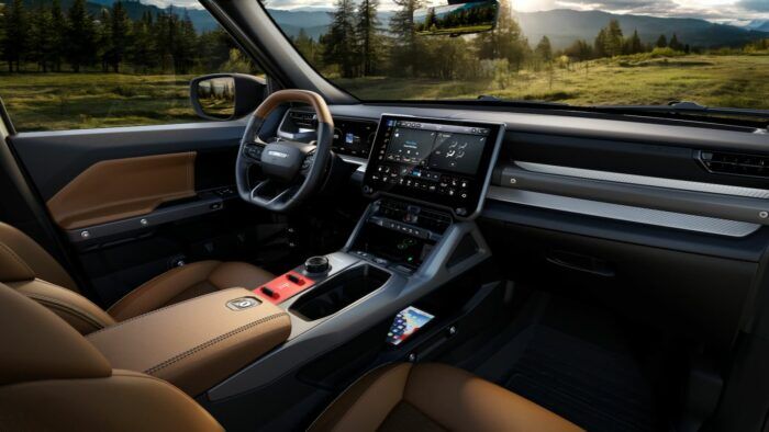 Jeep Recon Moab 2026 Interior 2 700x394