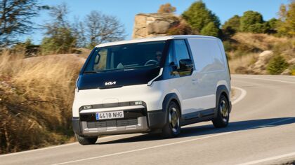 KIA PV5 Cargo 71,2 kWh, a prueba: la flamante vuelta de la marca a los comerciales