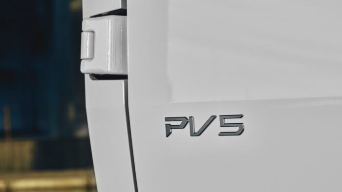 Kia PV5 Estatico 10 700x394