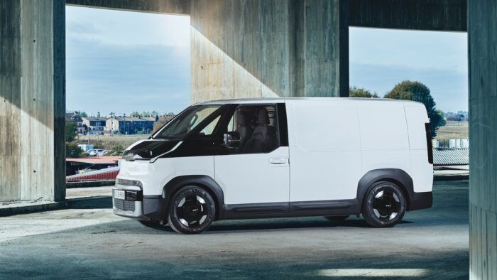 Kia PV5 Estatico 16 700x394