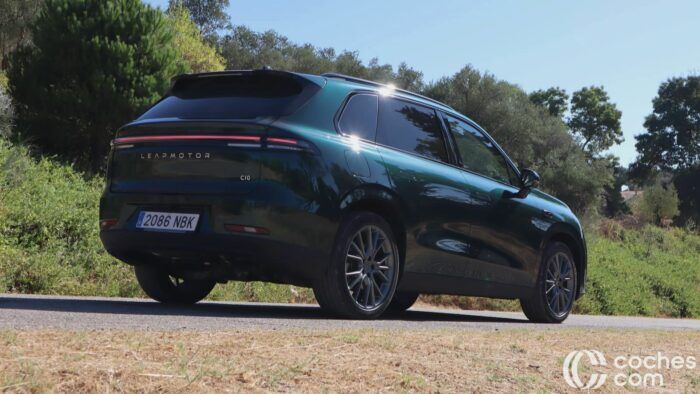Leapmotor C10 REEV Prueba 16 700x394
