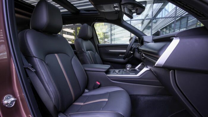 Mazda CX 80 2026 Homura Interior 5 700x394