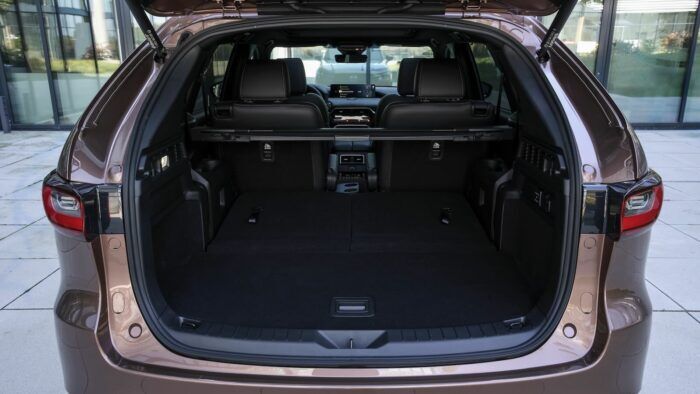 Mazda CX 80 2026 Homura Interior 9 700x394