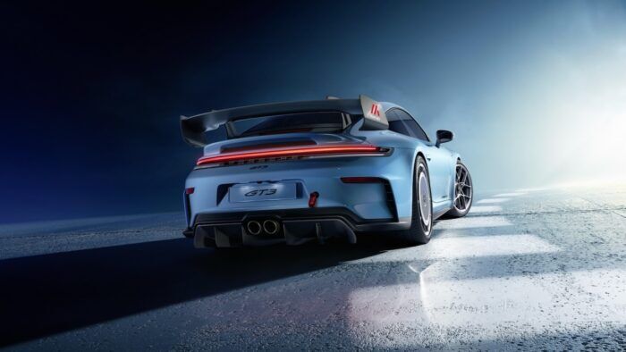 Porsche 911 GT3 Kit Manthey 8 700x394